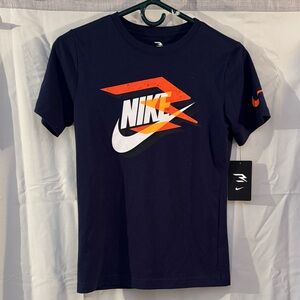 Nike T Shirt Youth M 10/12 NWT